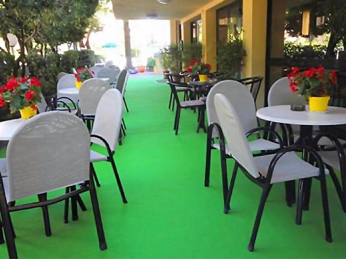 Club Hotel Residence Cesenatico Exteriér fotografie