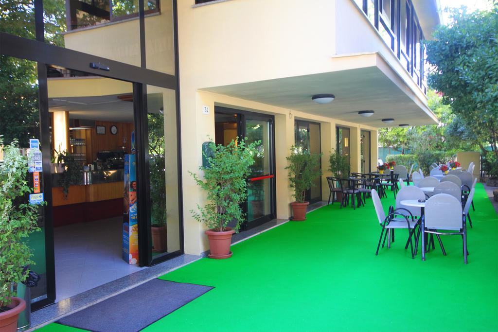 Club Hotel Residence Cesenatico Exteriér fotografie