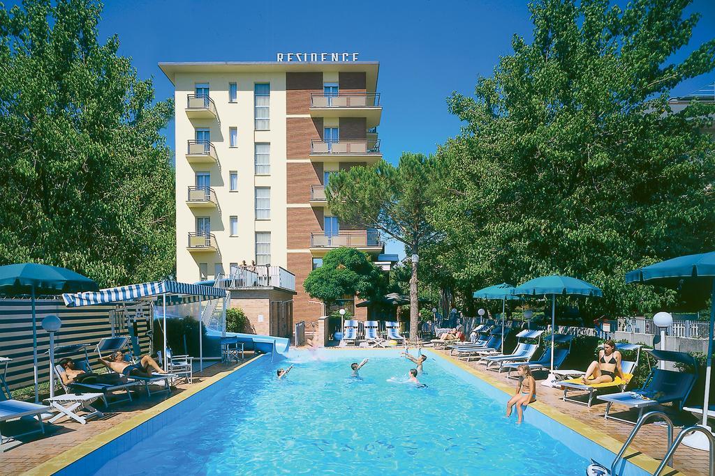 Club Hotel Residence Cesenatico Exteriér fotografie